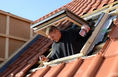 Pose de fenêtres de toit Velux à Orbigny
